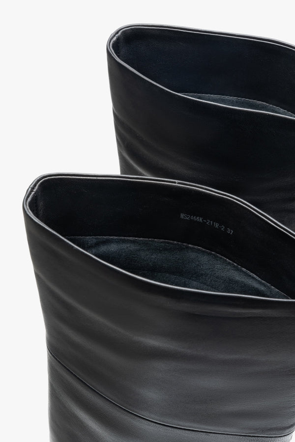 Women’s over-the-knee stiletto boots made of elastic natural leather.