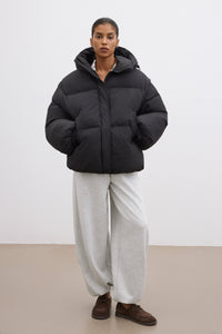 Women's Black Oversized Jacket with Detachable Sleeves Estro ER00120567.