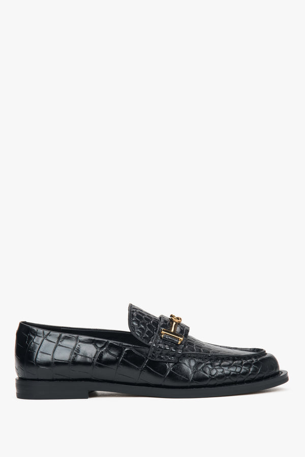 Women’s Black Patent Leather Loafers with Decorative Buckle Estro ER00118507.