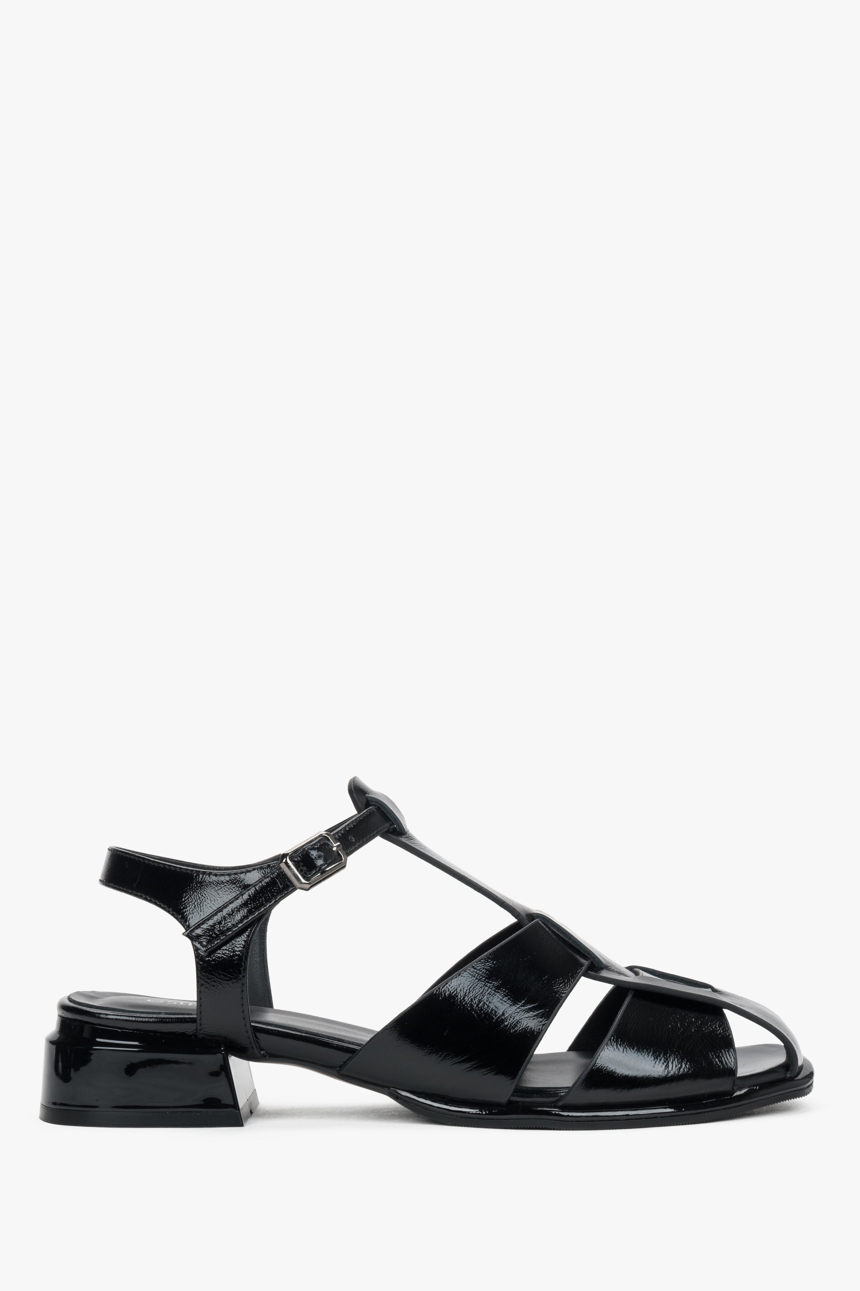 Women's Black Low-Heeled Sandals made of Patent Genuine Leather Estro ER00119573.