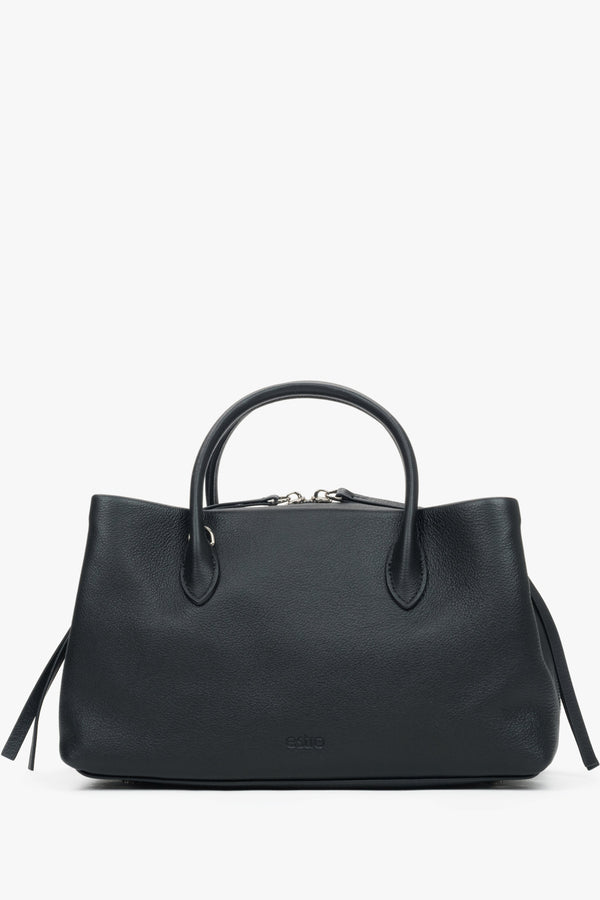 Women's Black Genuine Pebbled Leather Handbag Estro ER00118929.
