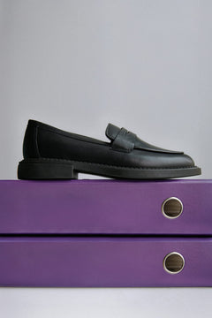 Women's Black Penny Loafers made of Premium Italian Genuine Leather Estro.