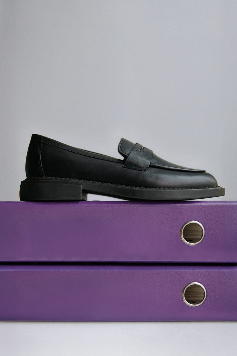 Women's Black Penny Loafers made of Premium Italian Genuine Leather Estro.