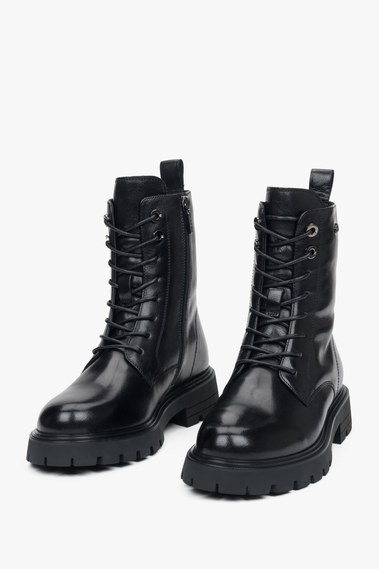 Women's black ankle boots on a platform made of genuine leather Estro.