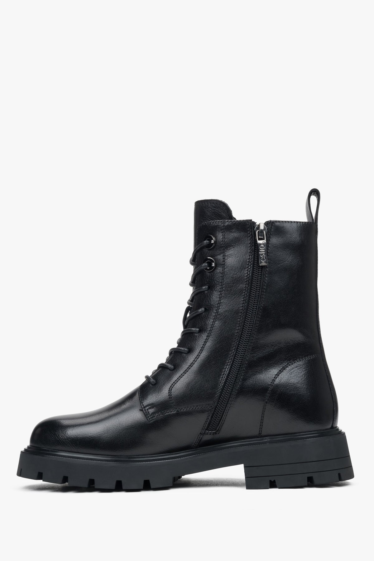 Women's ankle boots Estro, black, platform style, made of genuine leather.