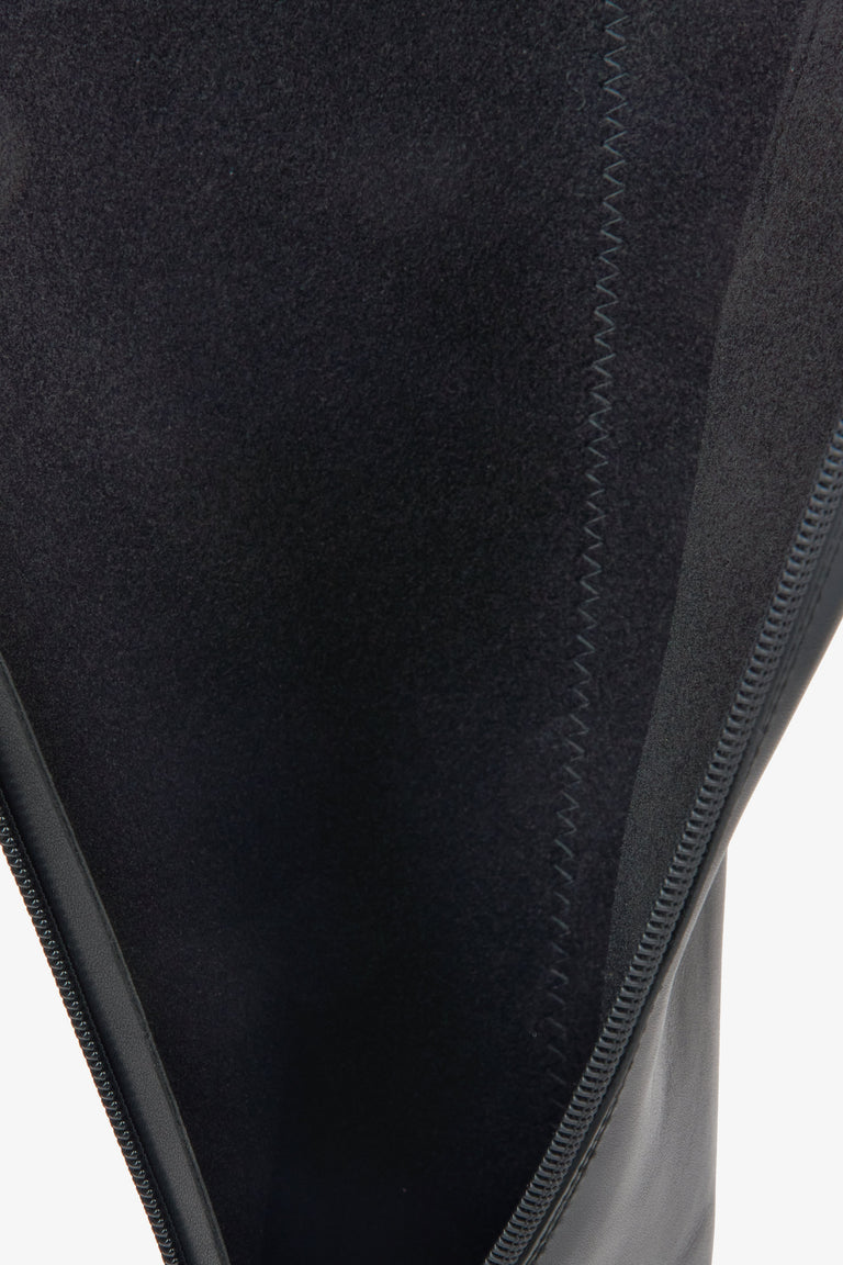 Platform-style women's black knee-high boots made of genuine leather Estro ER00115913.