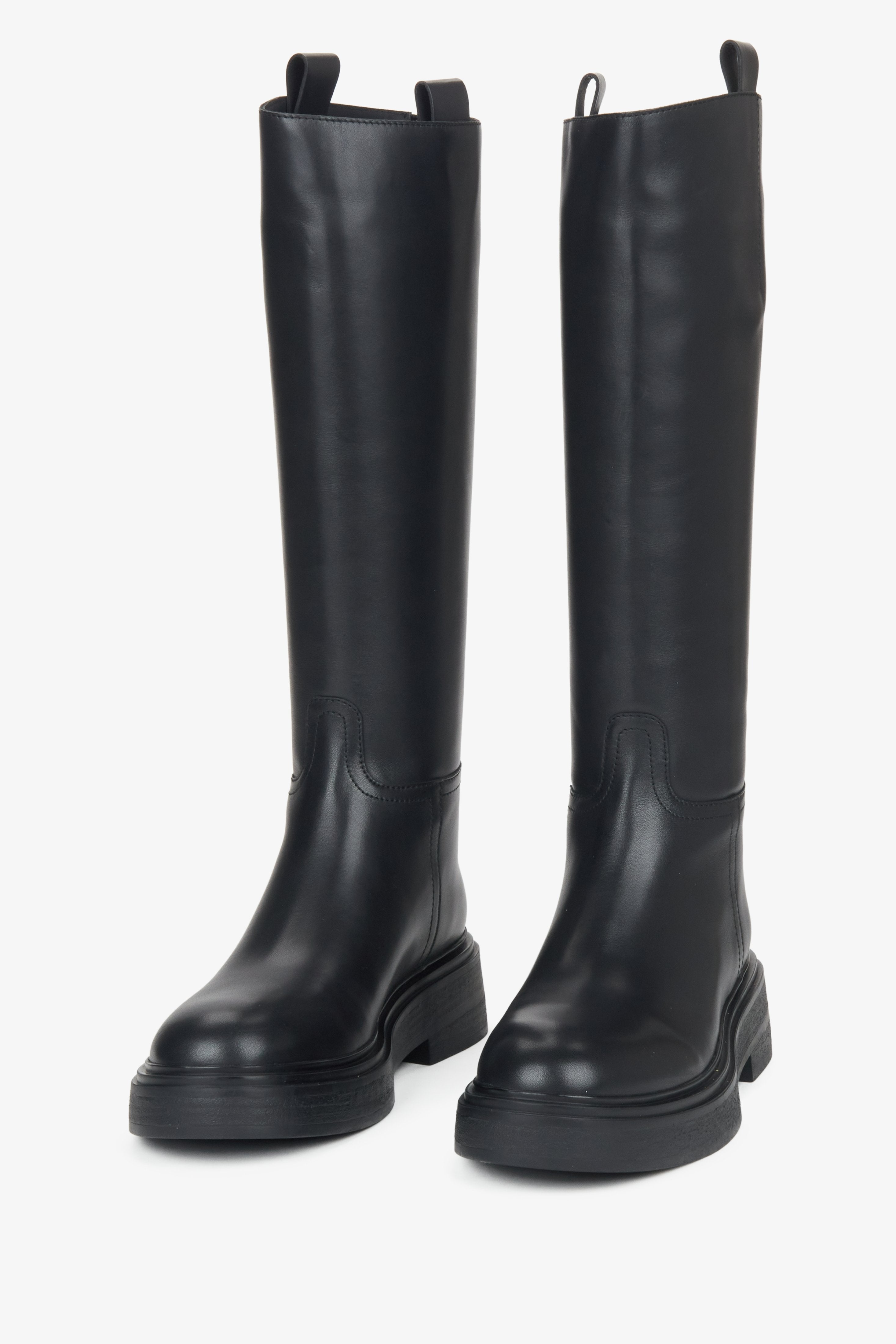 Women's black platform knee-high boots made of genuine leather Estro ER00115913.