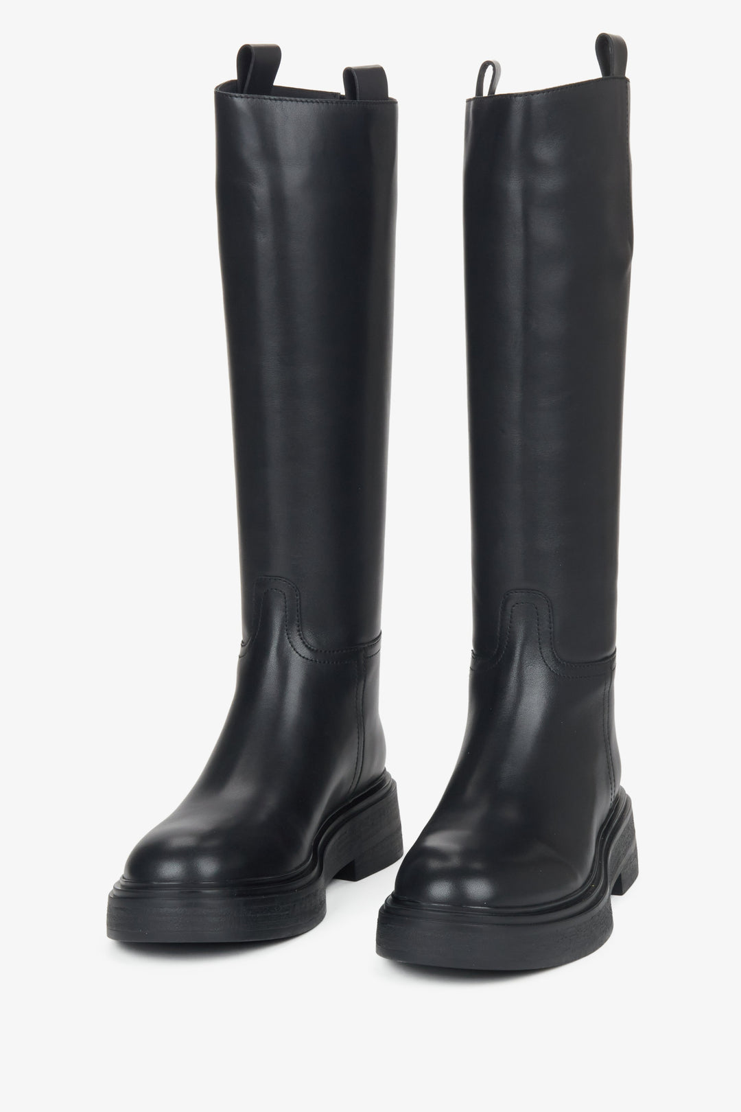 Women's black platform knee-high boots made of genuine leather Estro ER00115913.