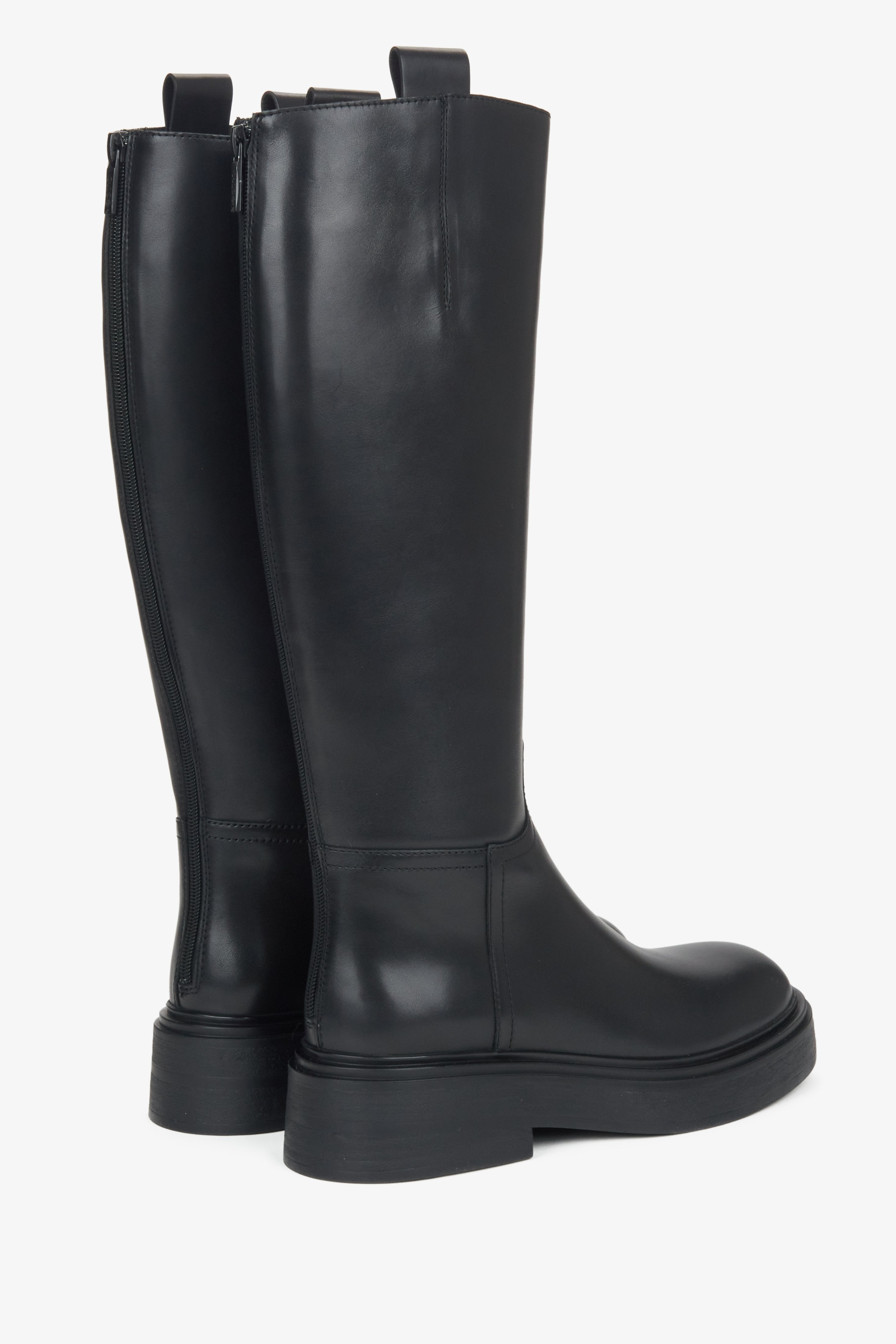 Platform-style women's black knee-high boots made of genuine leather Estro ER00115913.