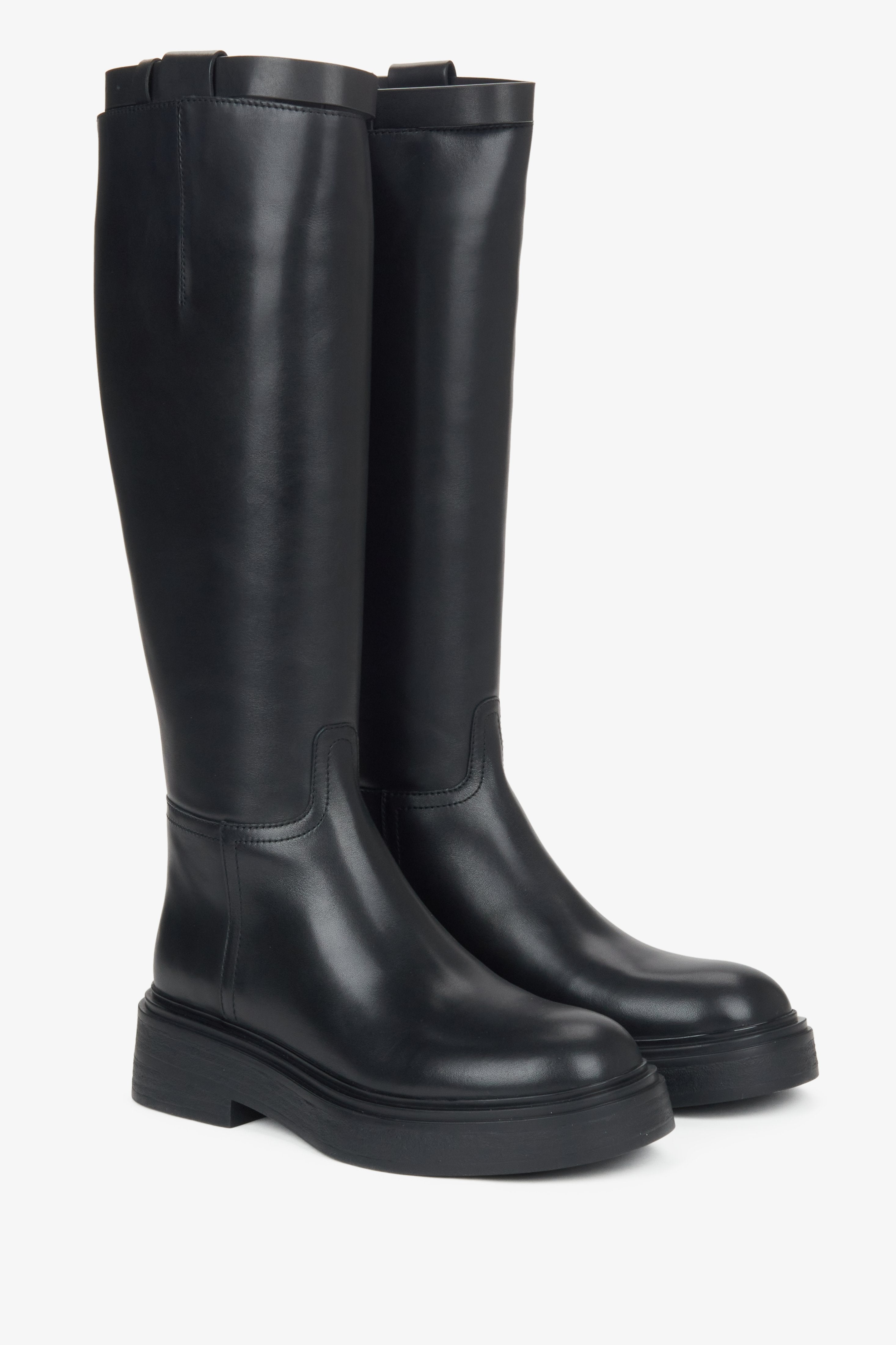 Women's black platform knee-high boots made of genuine leather Estro ER00115913.
