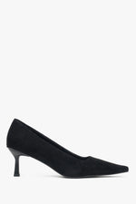 Women’s Black Pointed Toe Heels made of Soft Genuine Velour Estro ER00118177.