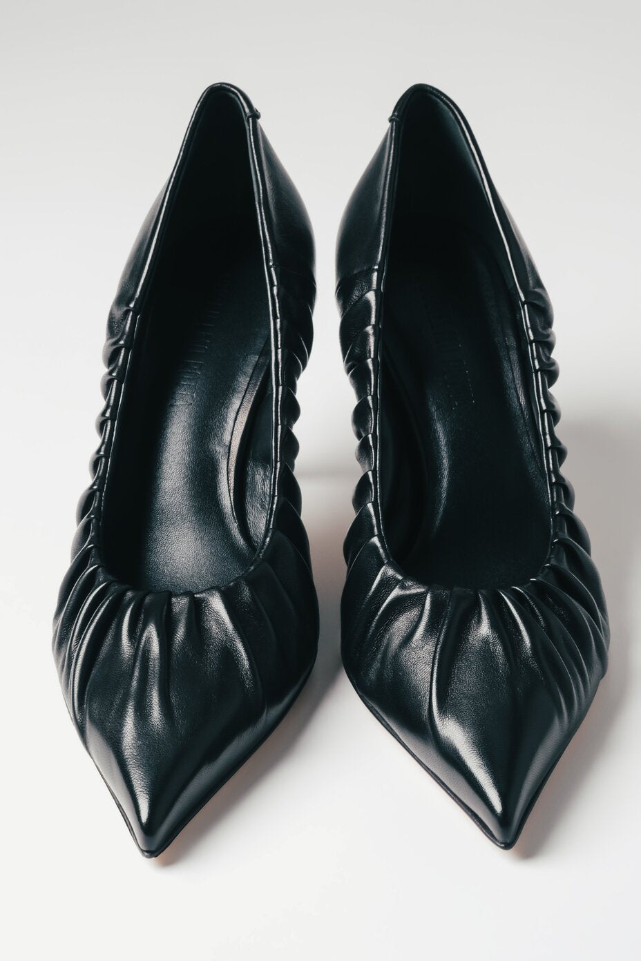 Women's Black Pointed-Toe Pumps in Premium Italian Leather Guglielmo Rotta ER00119711.