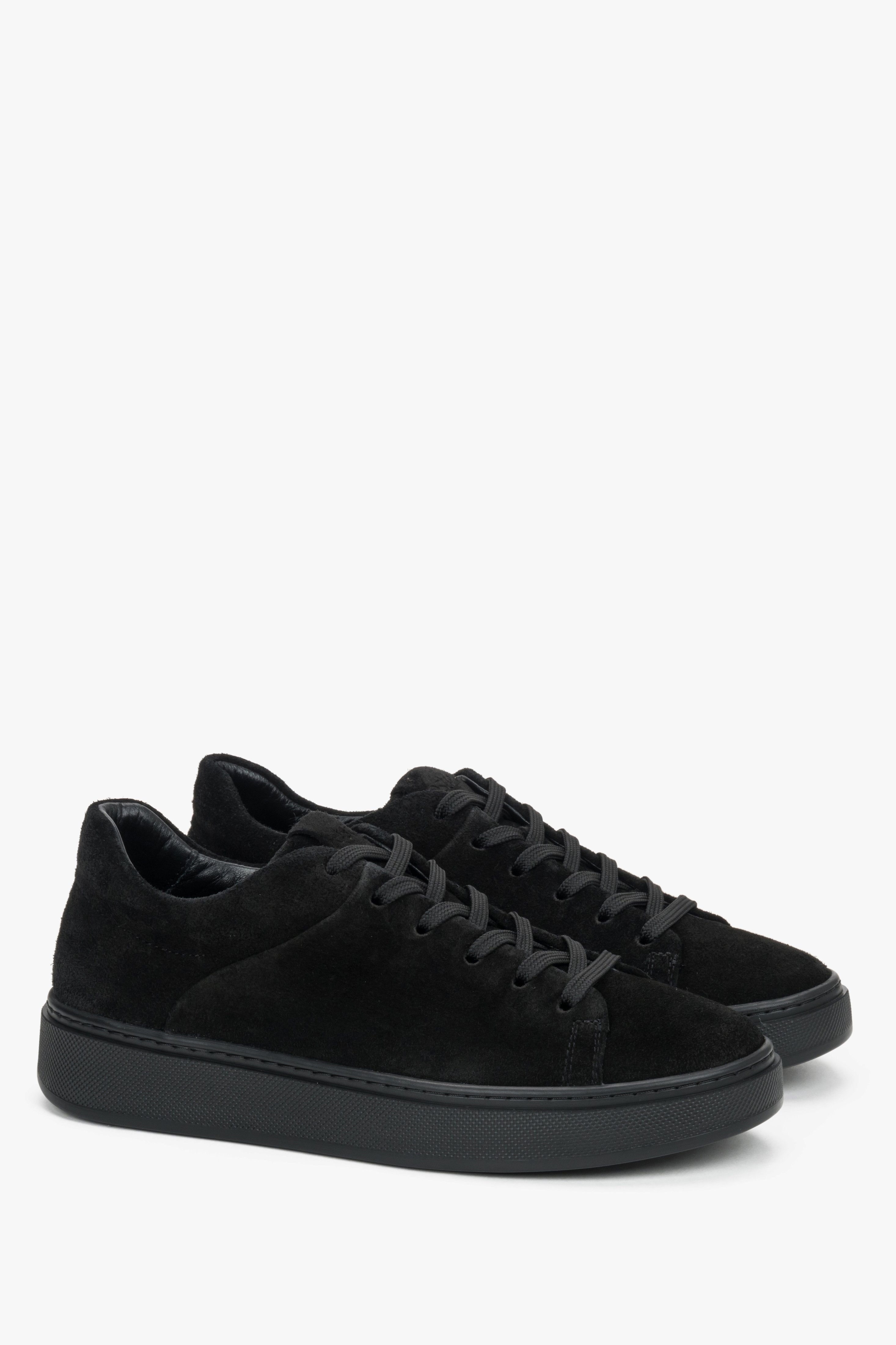 Women's black sneakers made of premium Italian natural velour Estro.