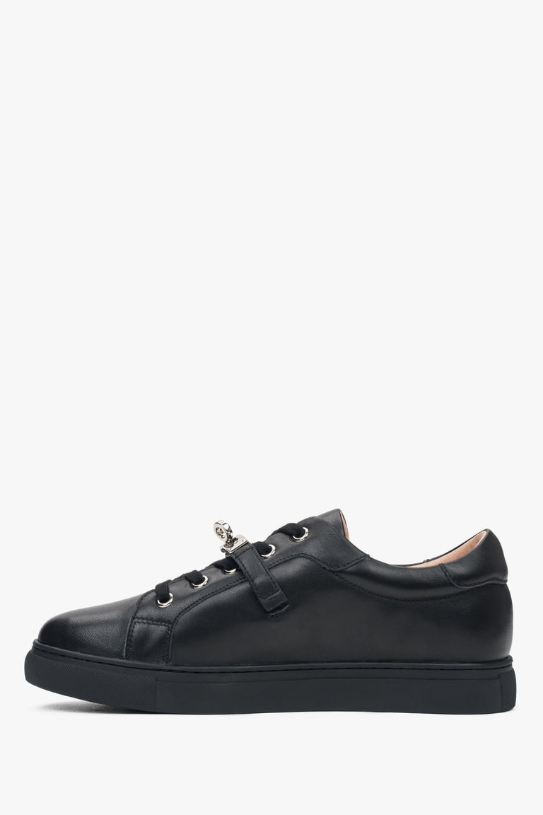 Black Premium Leather Low-Top Sneakers for Women Estro.