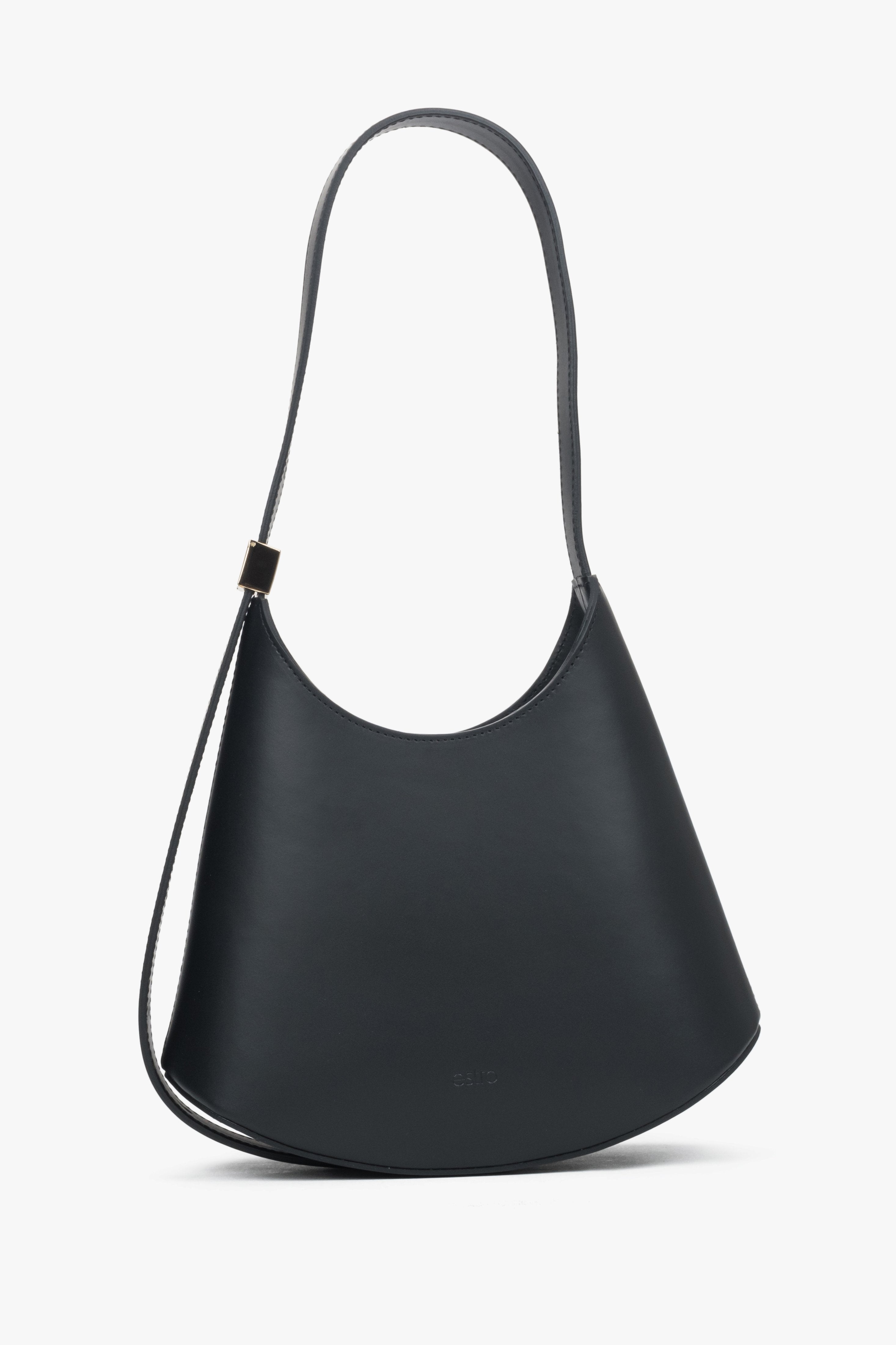 Women's Black Shoulder Bag made of Premium Italian Genuine Leather Estro ER00118650.