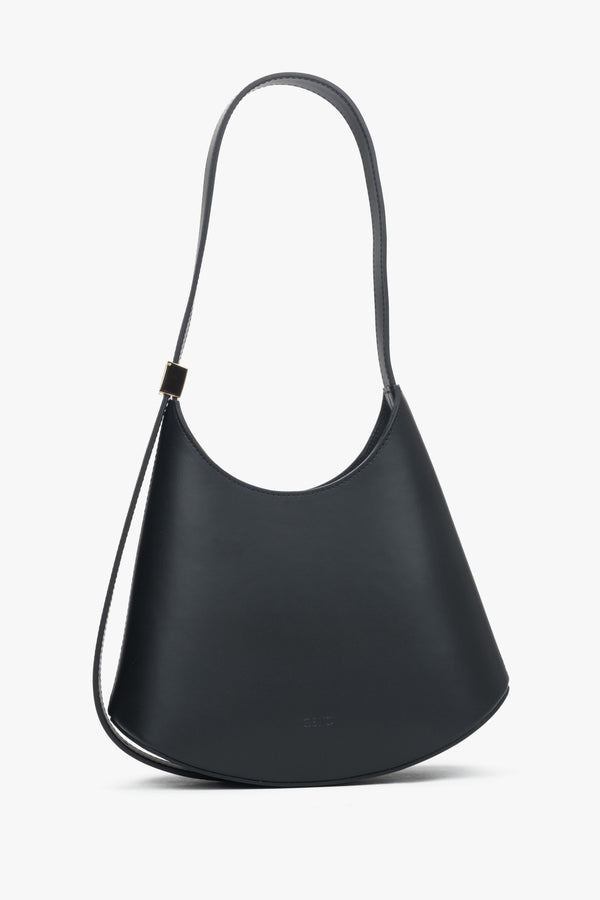 Women's Black Shoulder Bag made of Premium Italian Genuine Leather Estro ER00118650.