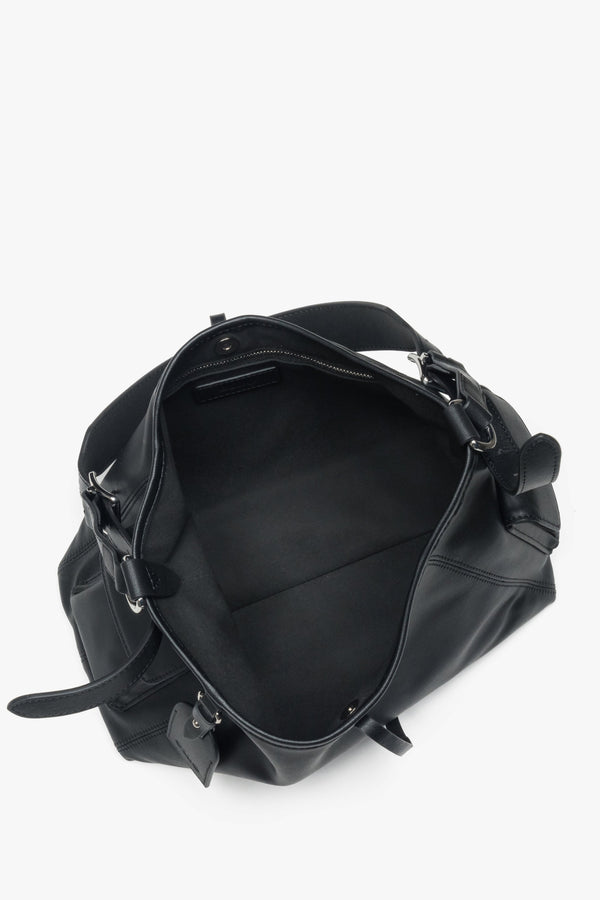 Soft genuine Leather black shoulder bag for women, Estro.