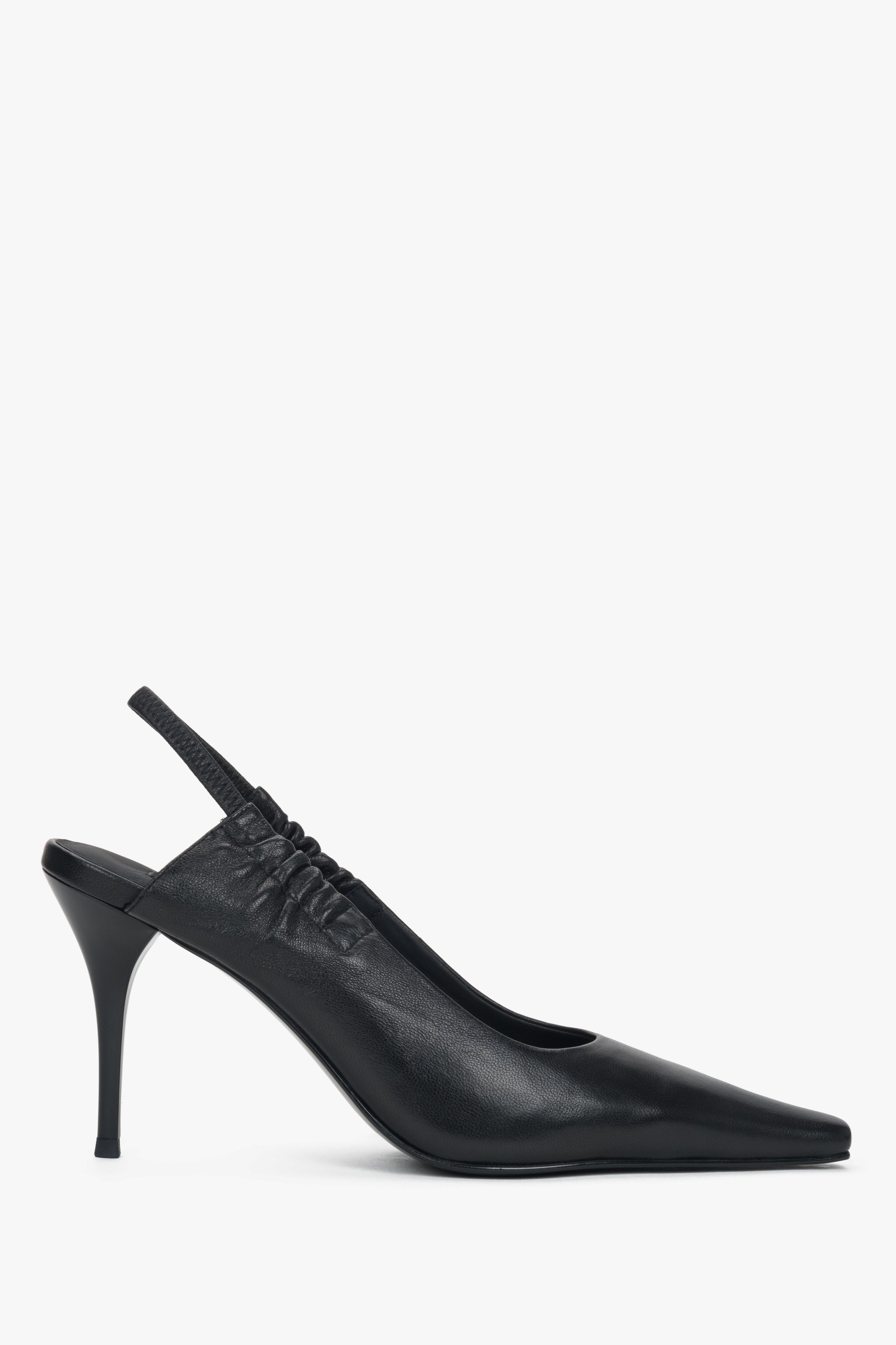 Black women’s pumps Estro Selection, with a peep-back, in genuine leather.