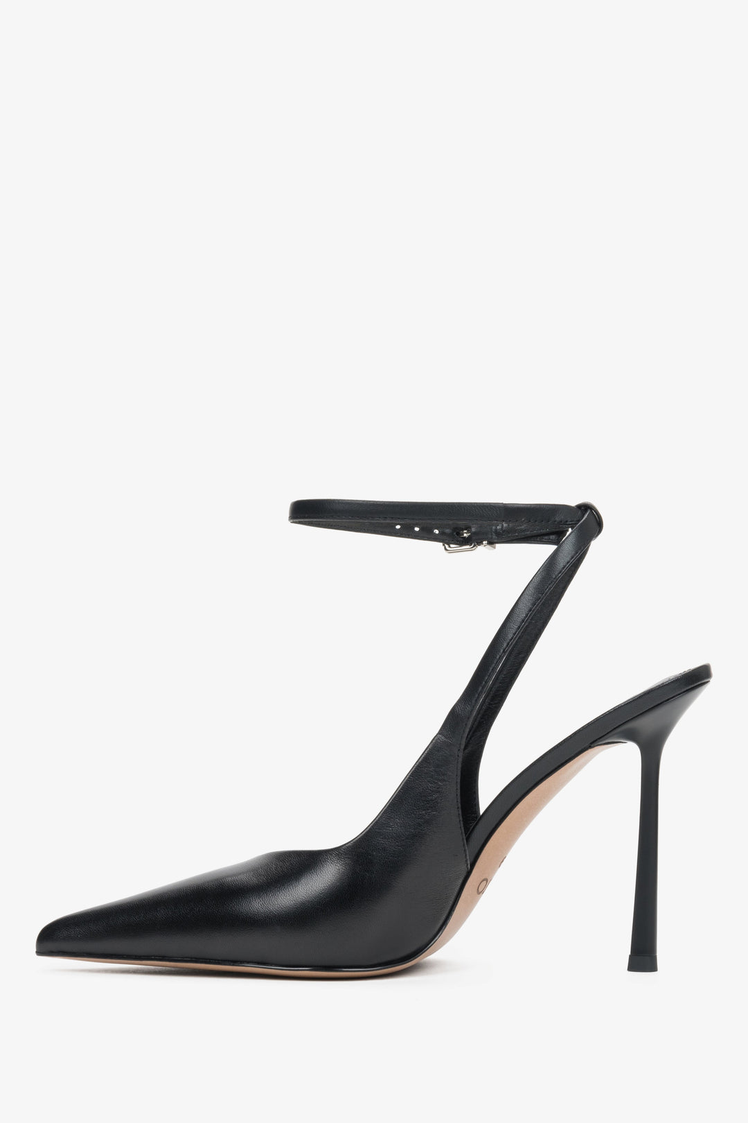 Women’s black slingback pumps made of genuine leather, Estro.