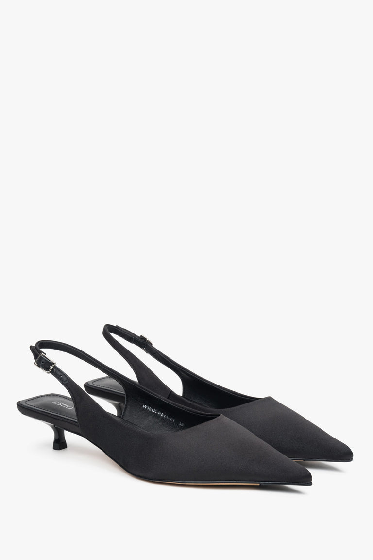 Stylish black slingback women’s pumps by Estro, crafted from soft textiles and set on a comfortable low heel.