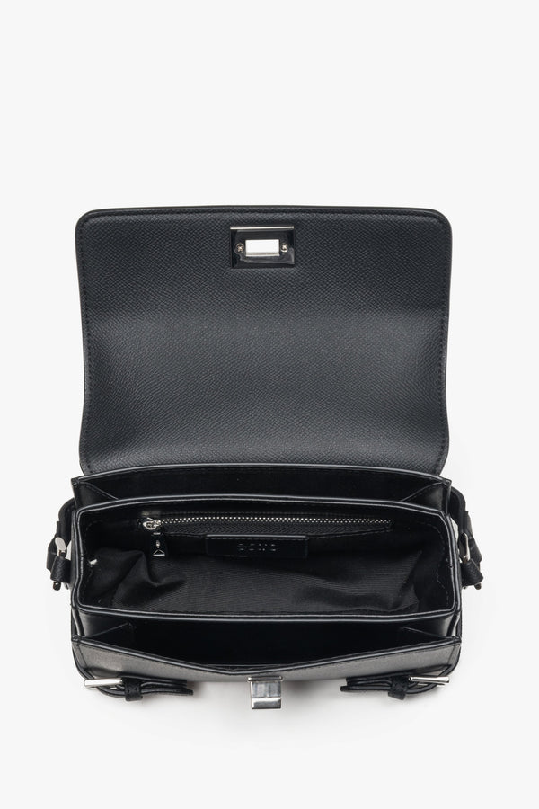 Small black women’s shoulder bag made of genuine leather, Estro.