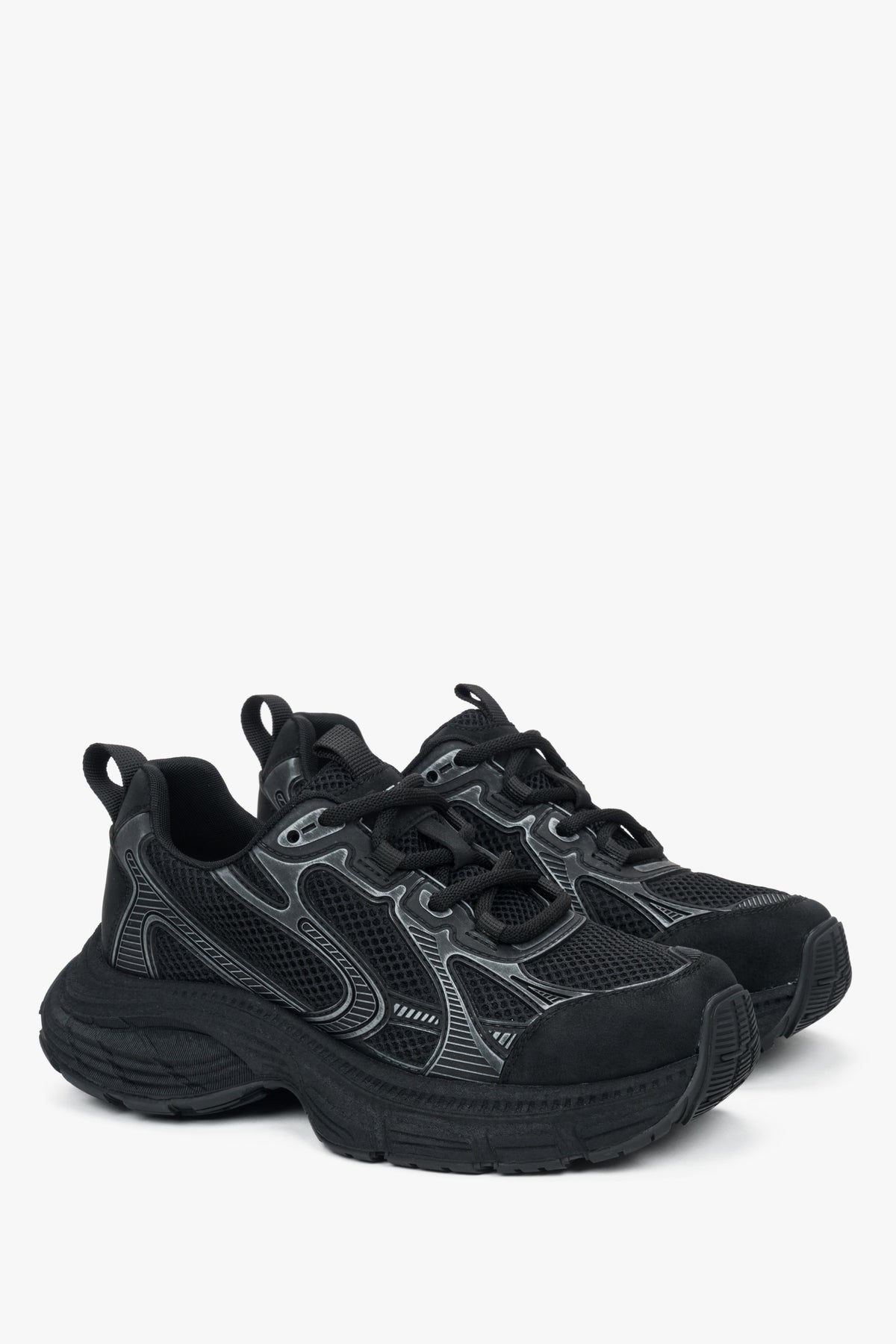Black sporty sneakers for women, ES8, expertly crafted with eco-leather and breathable mesh panels.