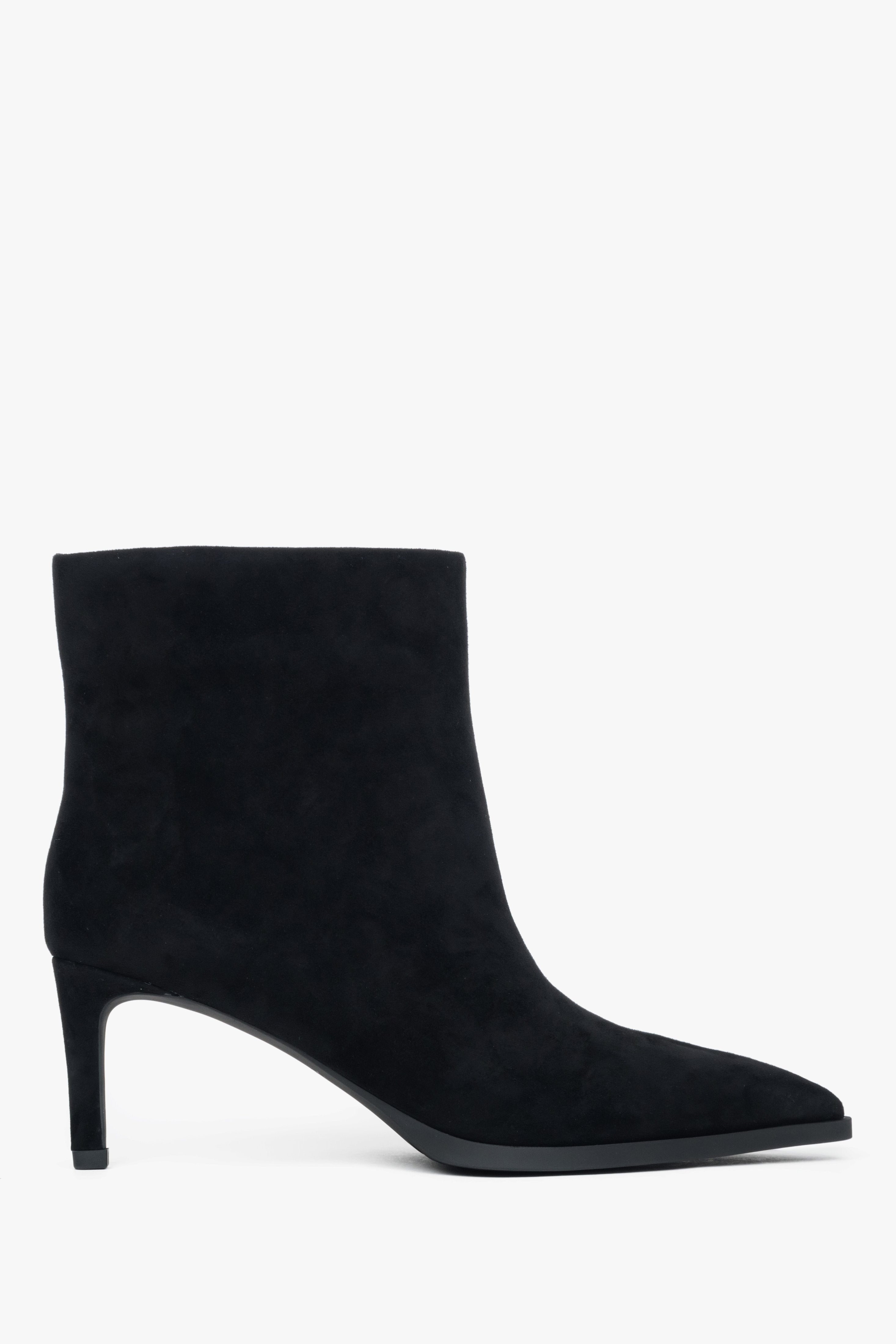 Women's Black Stiletto Ankle Boots made of Genuine Velour Estro ER00118478.