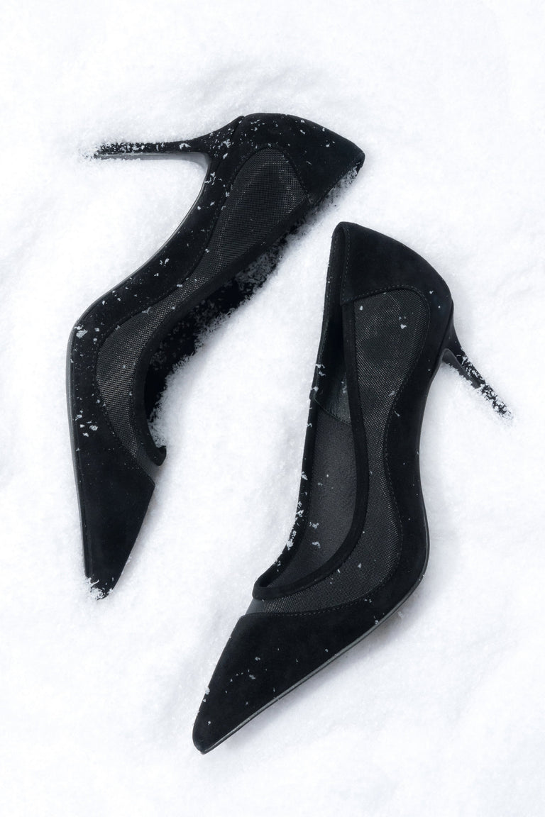 Women’s Black Stiletto Heels in Genuine Velour and Soft Textiles Estro ER00118466.