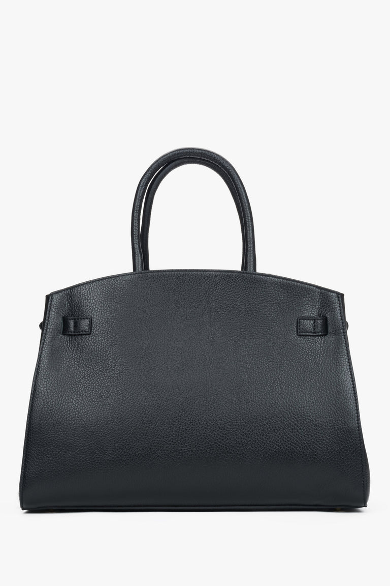 Estro handbag, elegant, black, tote style, made of Premium Italian genuine leather.