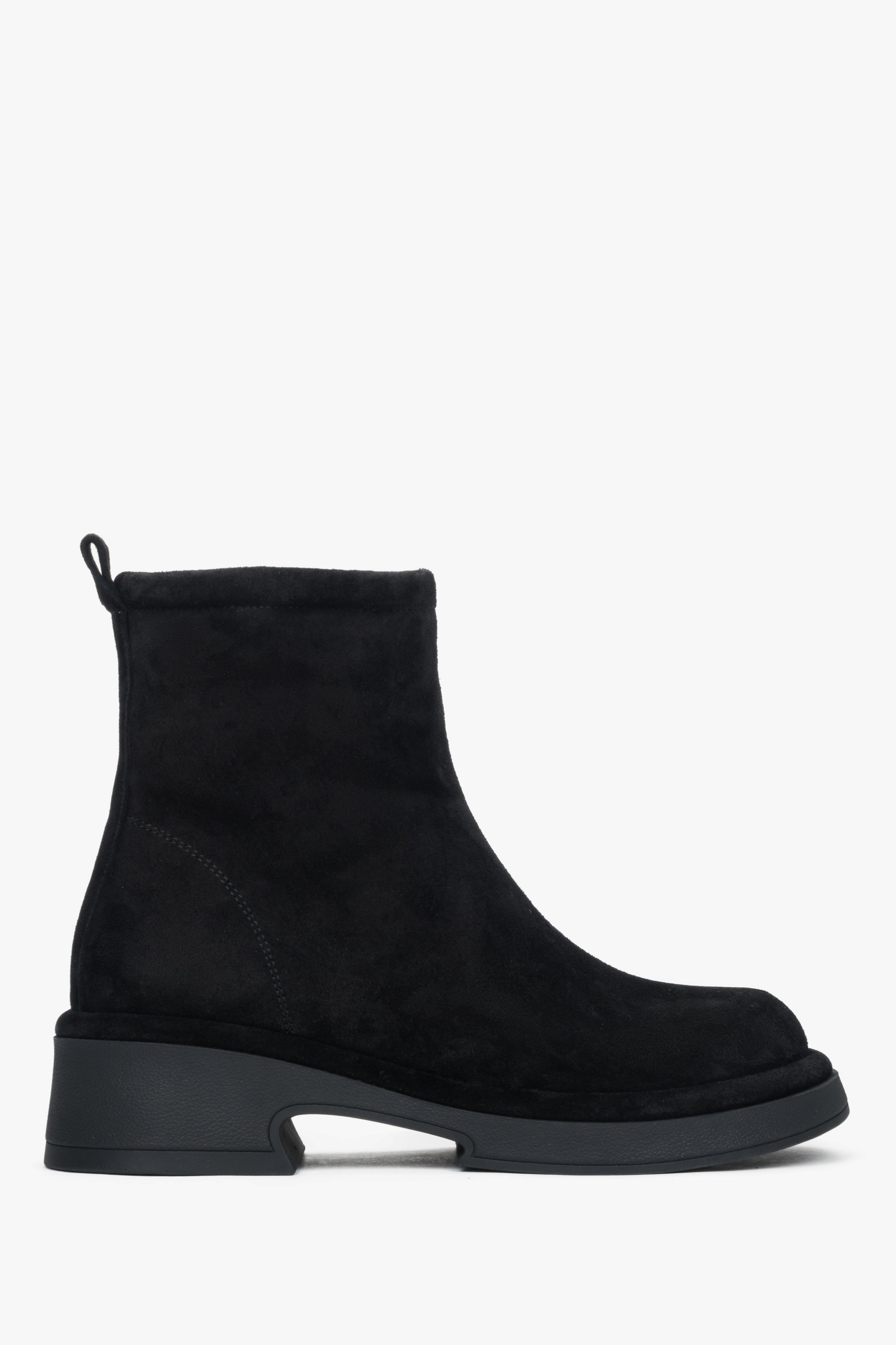 Women's Black Ankle Boots made of Genuine Velour with a Functional Heel Estro ER00118227.