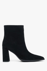 Women’s Black Ankle Boots with Block Heel made of Genuine Velour Estro ER00118793.
