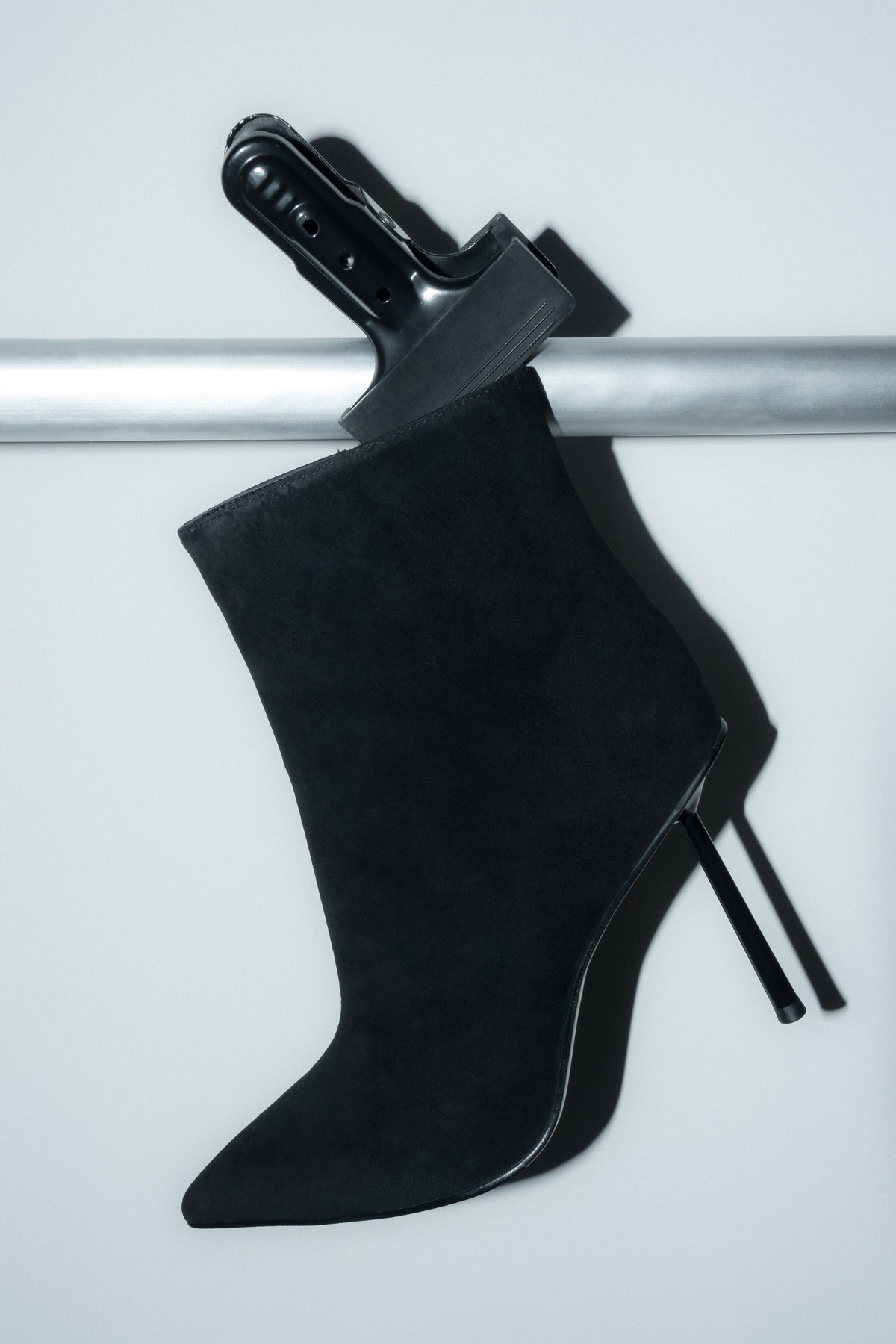 Women's Black High-Heeled Ankle Boots made of Genuine Velour Estro ER00118828.