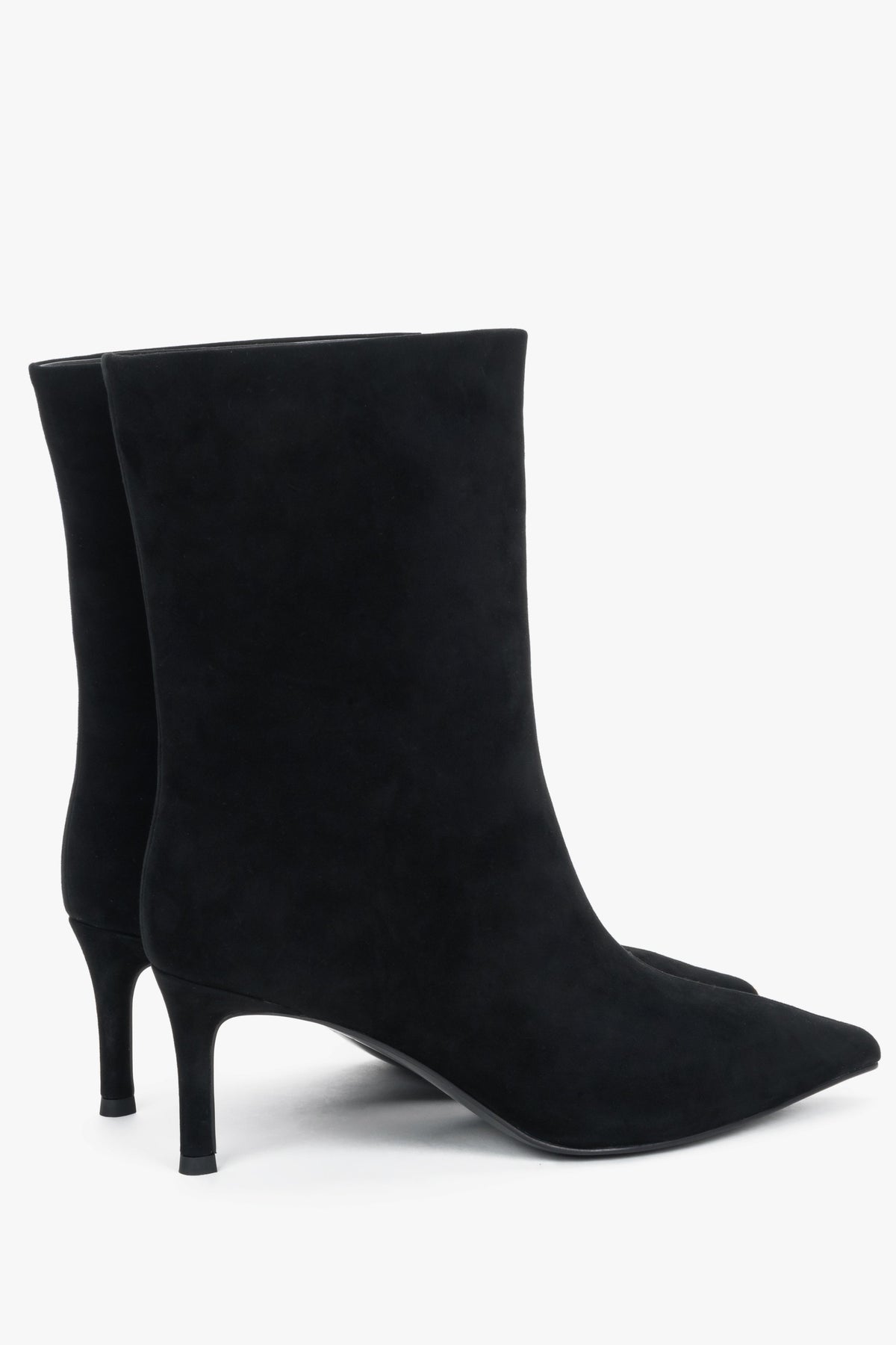 Women's black velour ankle boots Estro - side view highlighting the sleek stiletto heel and refined cut.