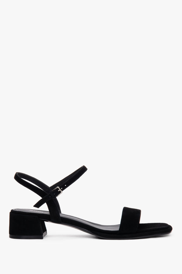 Women's Black Genuine Velour Sandals on a Low Block Heel Estro ER00119705.