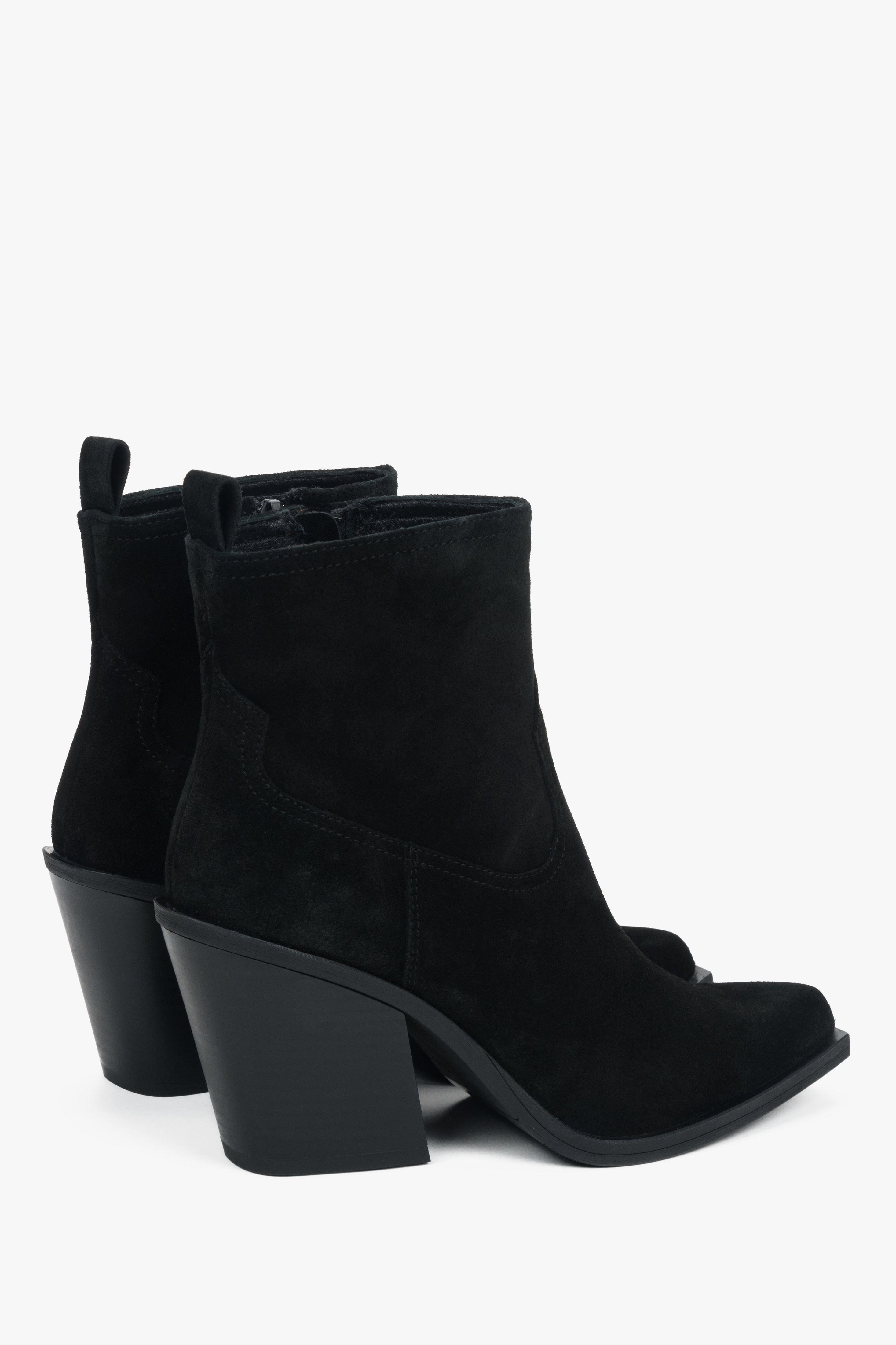 Made of premium Italian genuine velour, black warm women’s cowboy boots Estro.