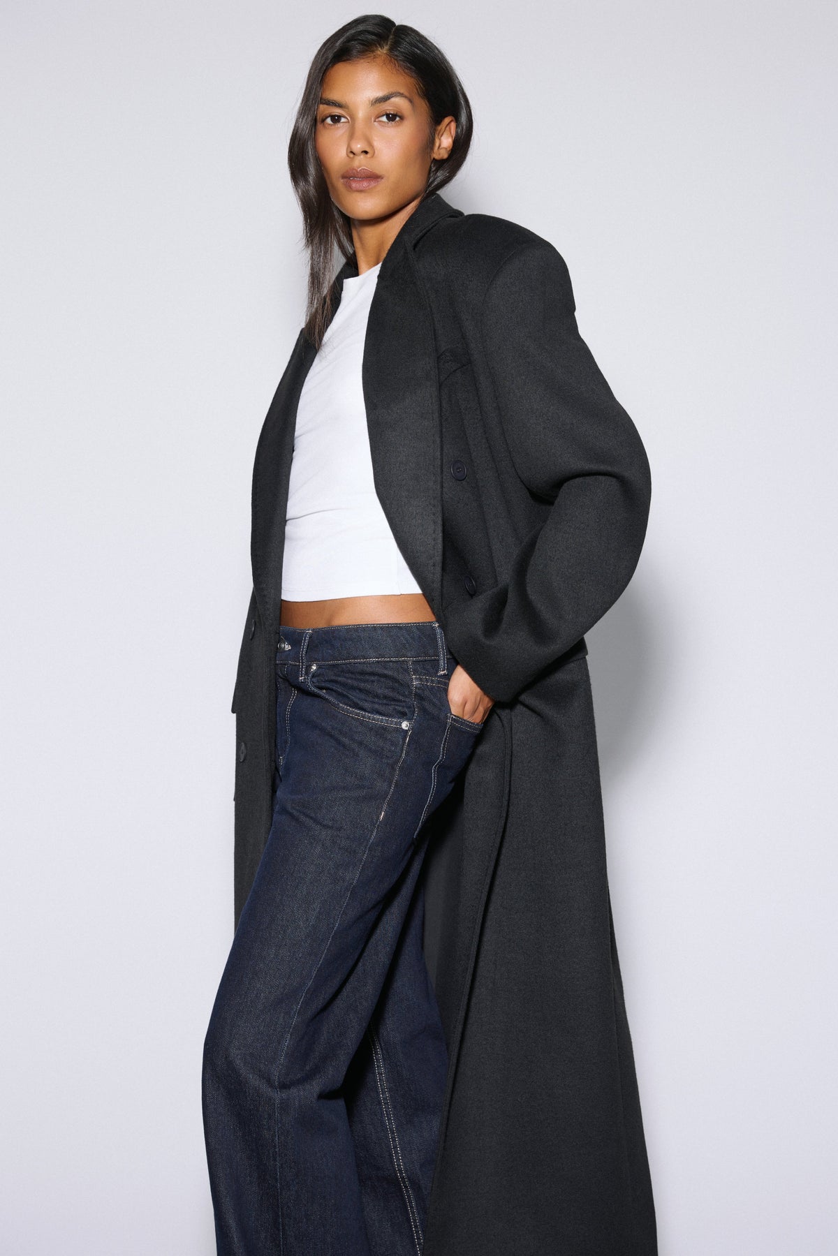 Black wool-cashmere blend women's coat with structured broad shoulders, Estro.
