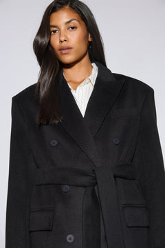 Women's black wool and cashmere coat with broad shoulders Estro (ER00120604).