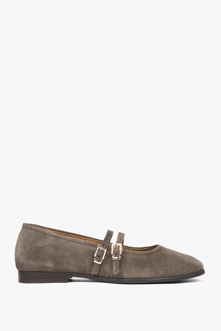 Women's Brown Ballet Flats with a Buckle made of Premium Italian Genuine Velour Estro ER00117954.