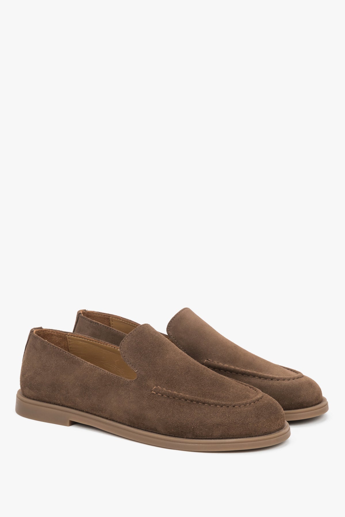 Women’s brown barefoot loafers Estro made of premium Italian genuine velour combine a minimalist look with exceptional comfort for everyday wear.