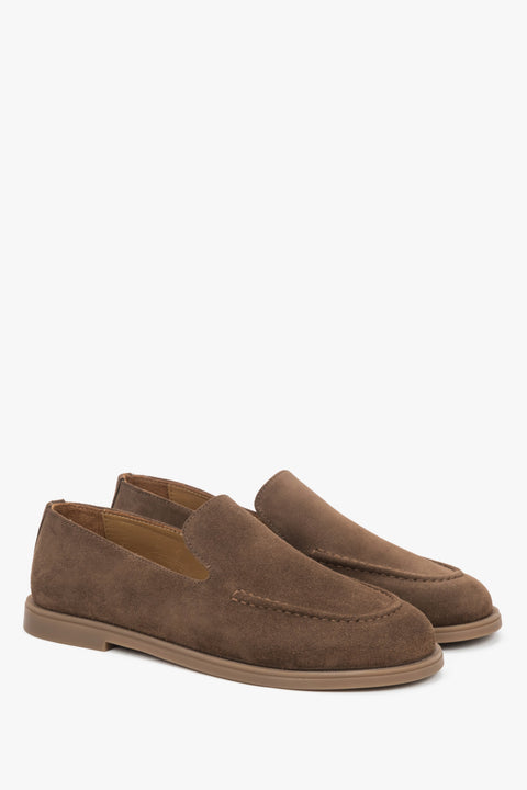 Women’s brown barefoot loafers Estro made of premium Italian genuine velour combine a minimalist look with exceptional comfort for everyday wear.