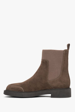 Brown women’s Chelsea boots made of Premium Italian genuine velour by Estro.