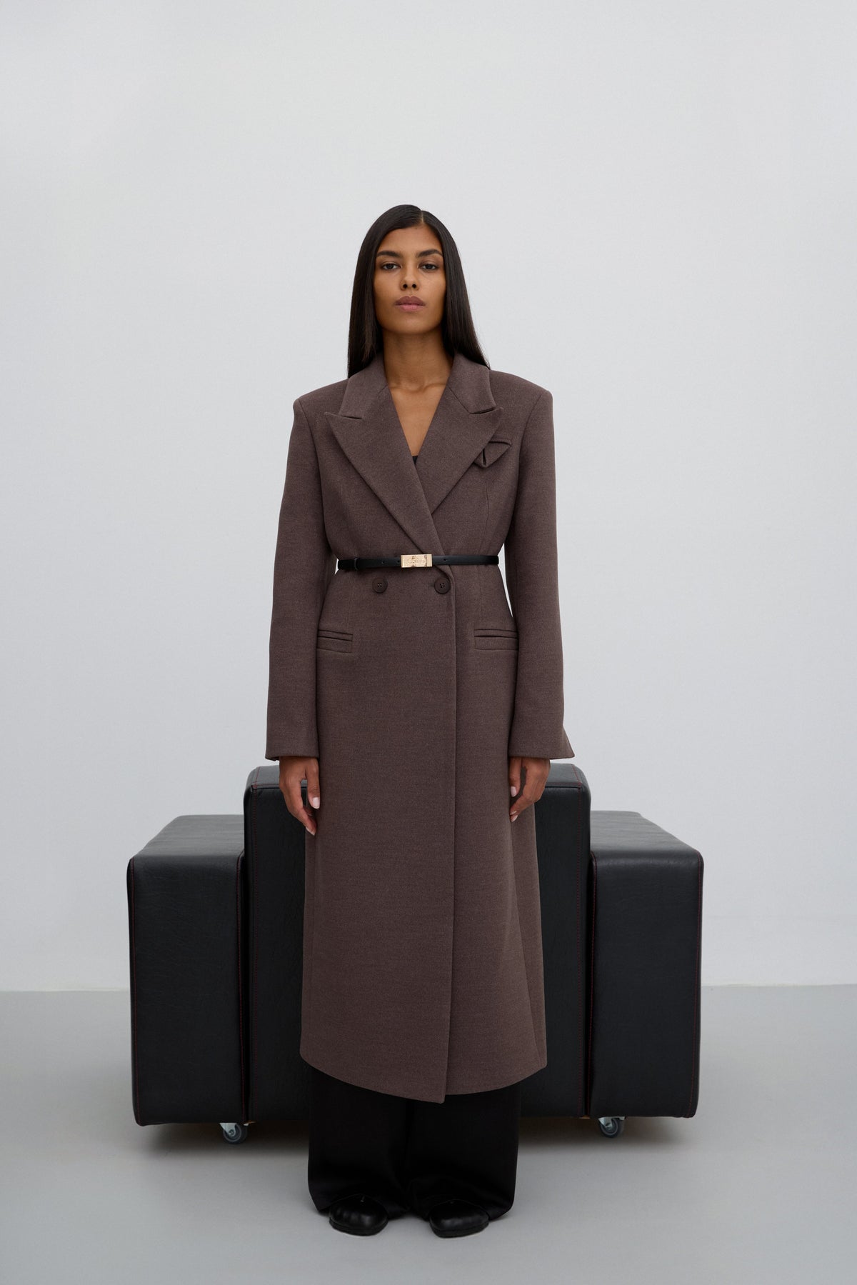 Women’s Black Classic Double-Breasted Mid-Calf Wool Coat Estro ER00118054.