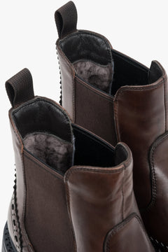 Estro - women's brown leather Chelsea boots on a thick sole with brogue perforation.