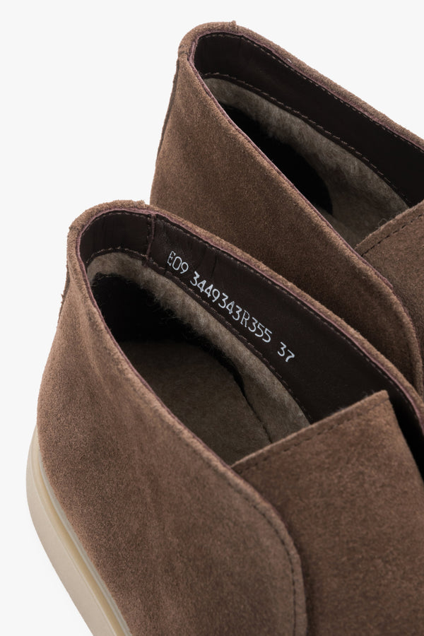 Brown platform loafers for women by Estro, made of luxurious genuine Italian suede.