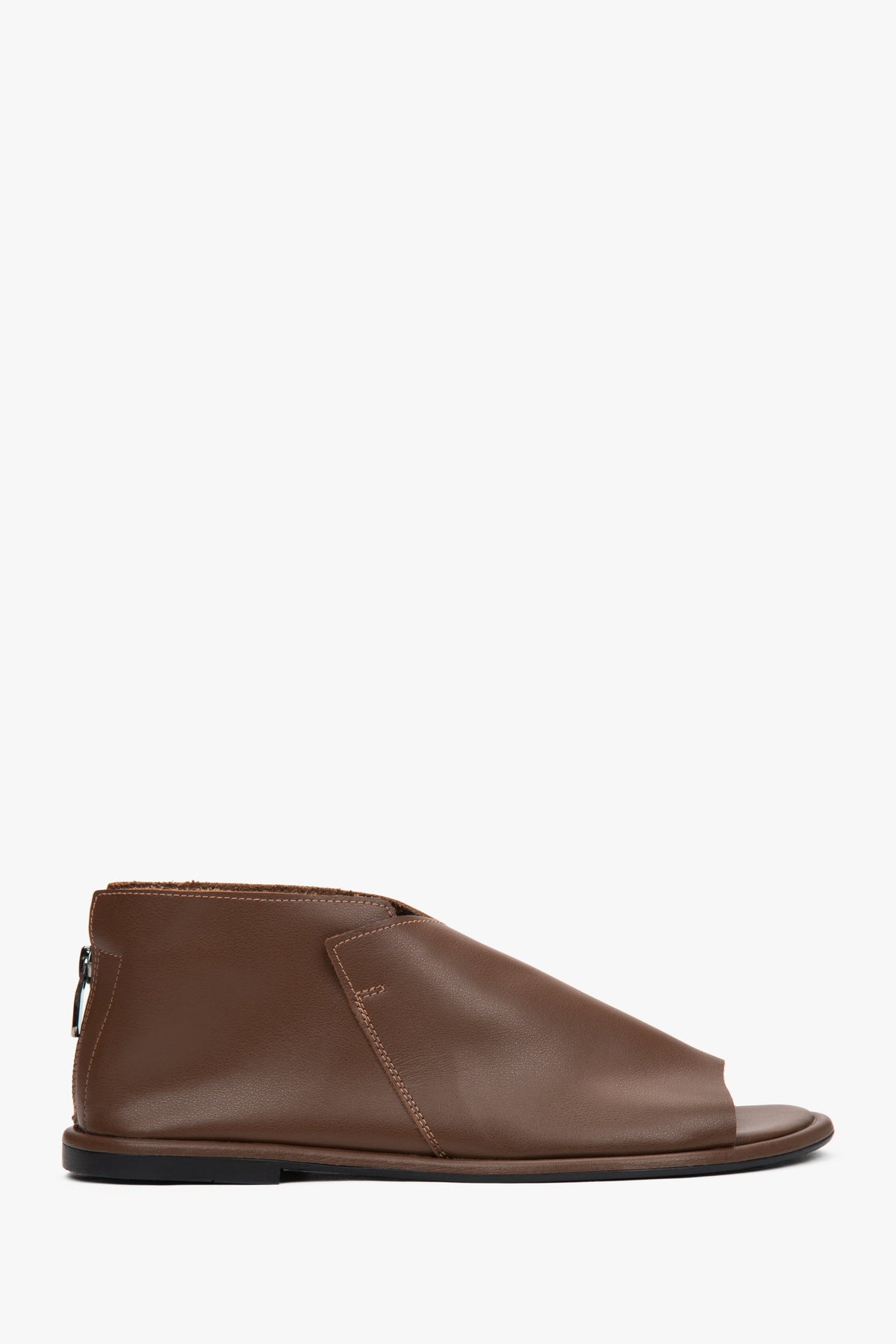 Women's Brown Leather Closed-Heel Sandals Estro ER00117375.