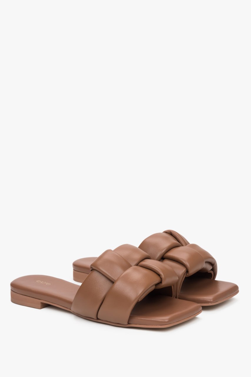 Women’s brown leather slide sandals Estro with wide straps and flat sole
