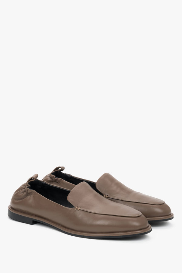 Women's brown leather loafers with flat rubber sole