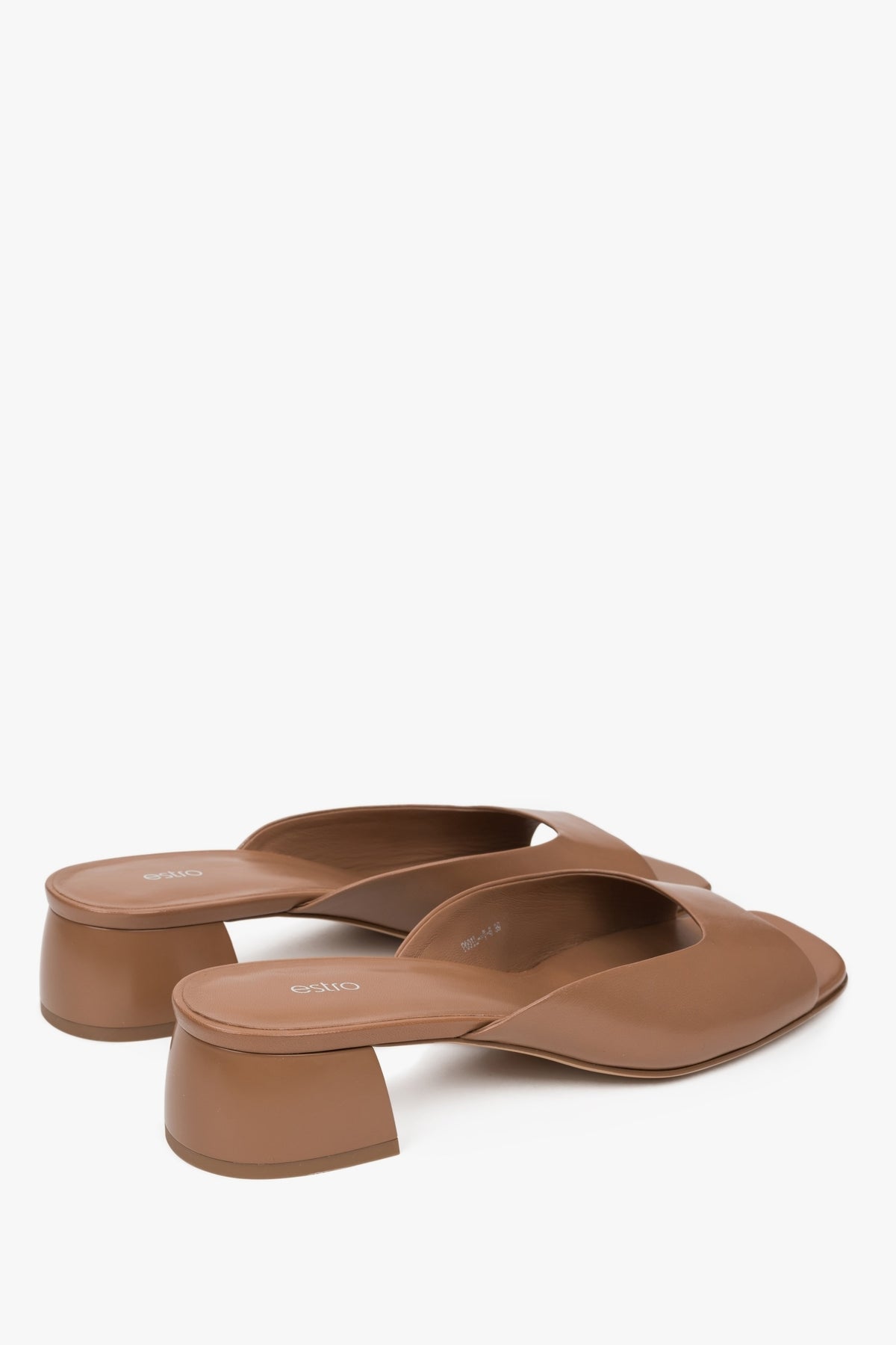 Brown women’s leather mules with low heel Estro.