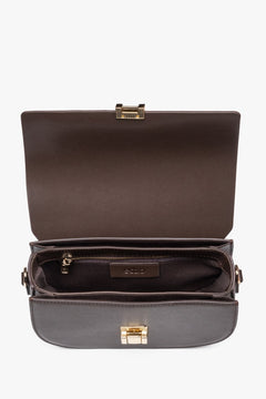 Women's dark brown leather shoulder bag - close-up on the interior.
