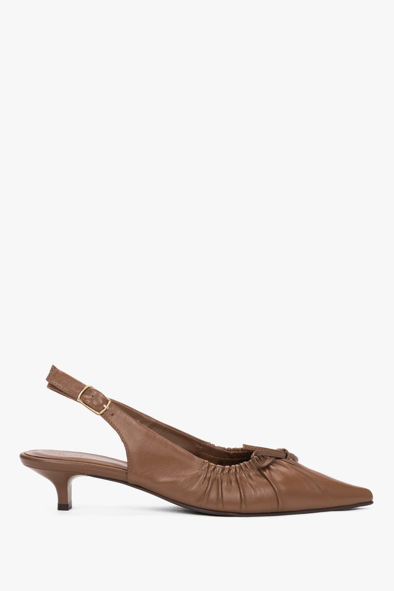 Estro - dark brown leather women’s slingback pumps with kitten heel.